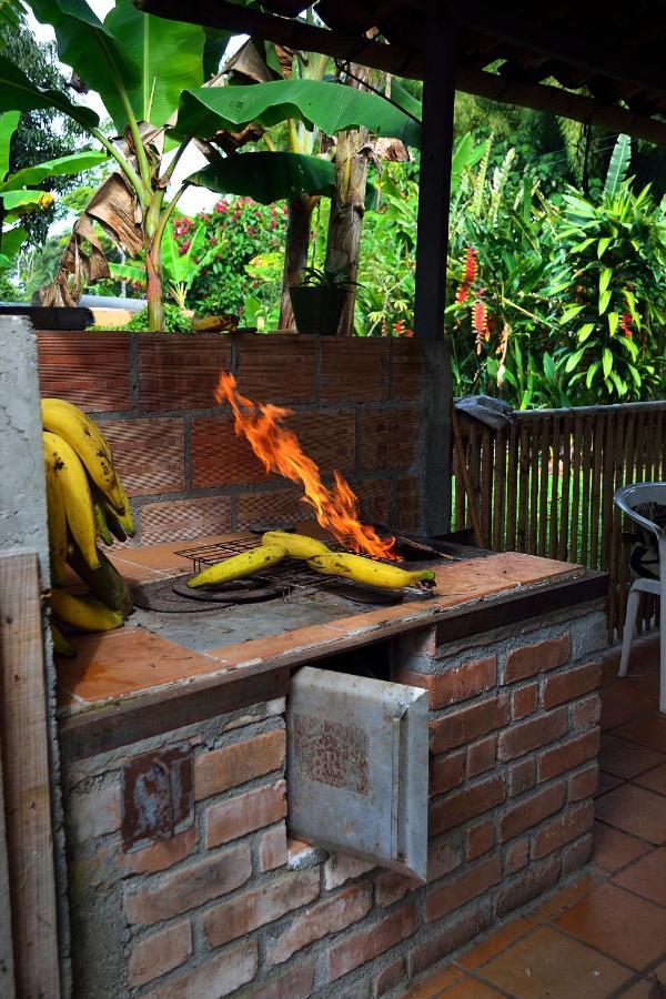 Casa Finca Villa Luz A 800 Mts Del Parque Del Cafe Монтенегро Екстер'єр фото
